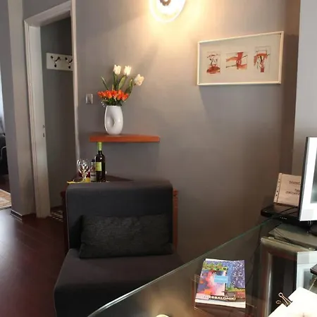 Authentic Living Salonicco