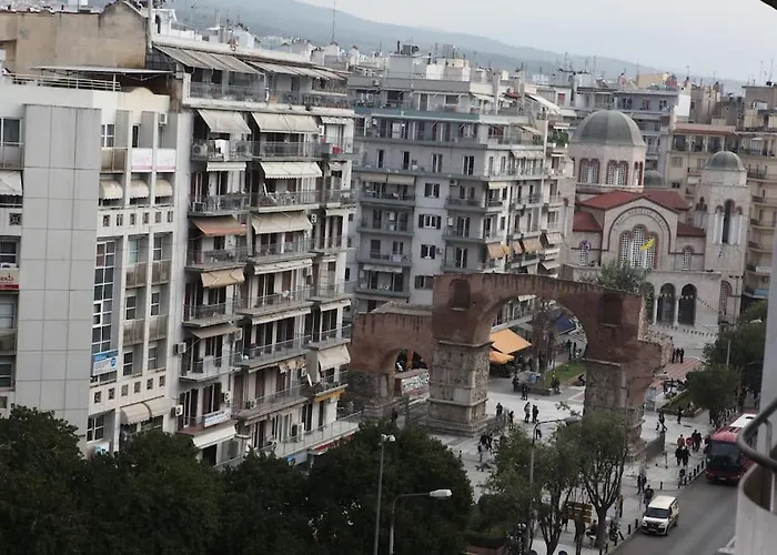 Authentic Living Apartment Thessaloniki